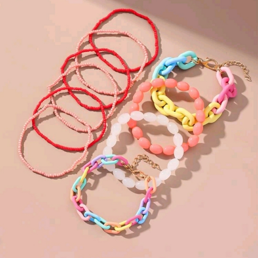 Bracelets - Picture 3 of 4